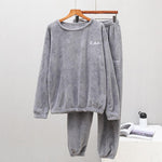 Pyjama femme chaud et confortable en flanelle