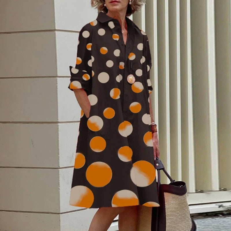 Vestido camisero midi con cuello clásico y bolsillos - Colección 2024