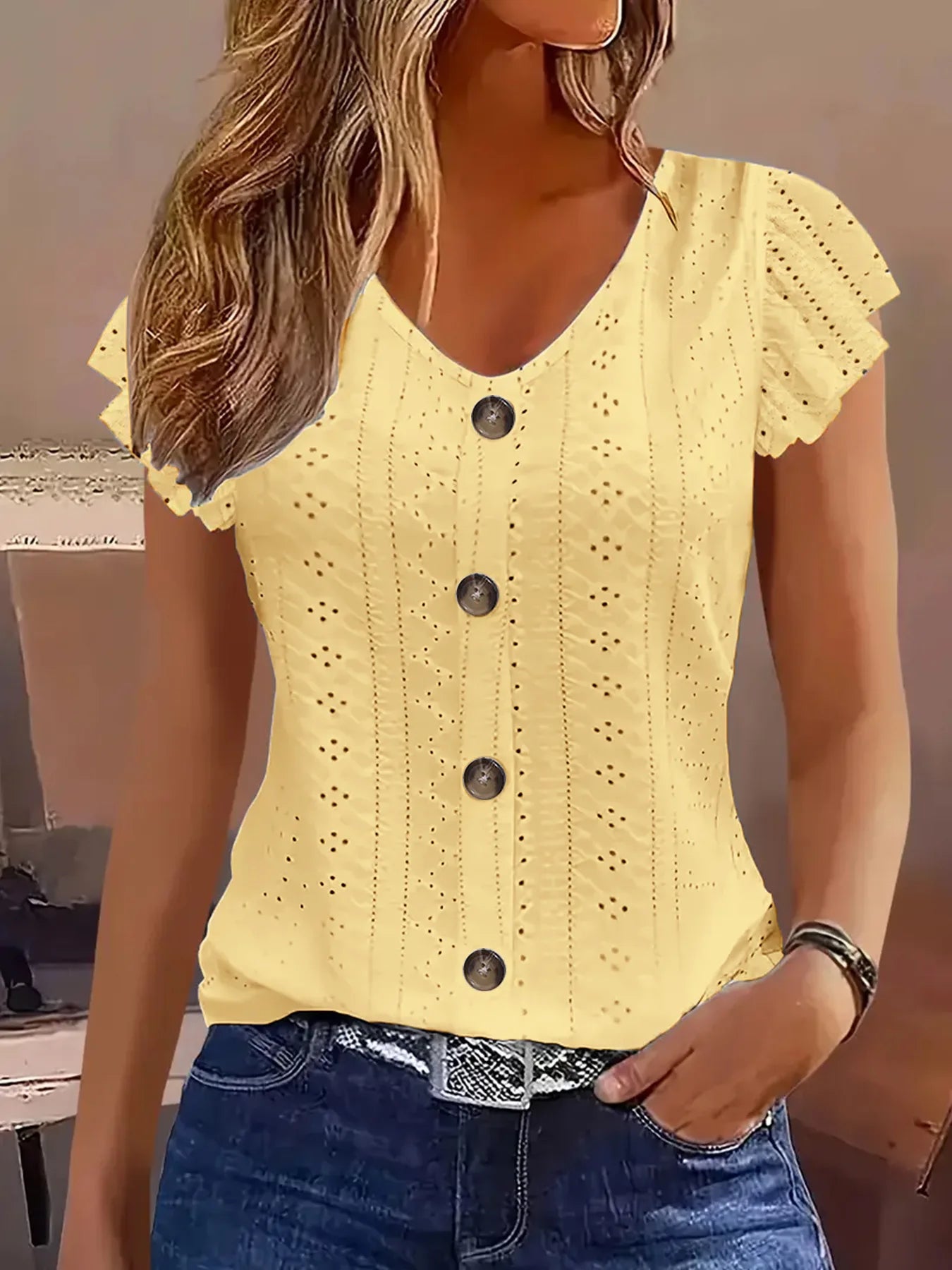Camiseta de mujer cuello V con mangas con volantes — estilo elegante y casual primavera-verano