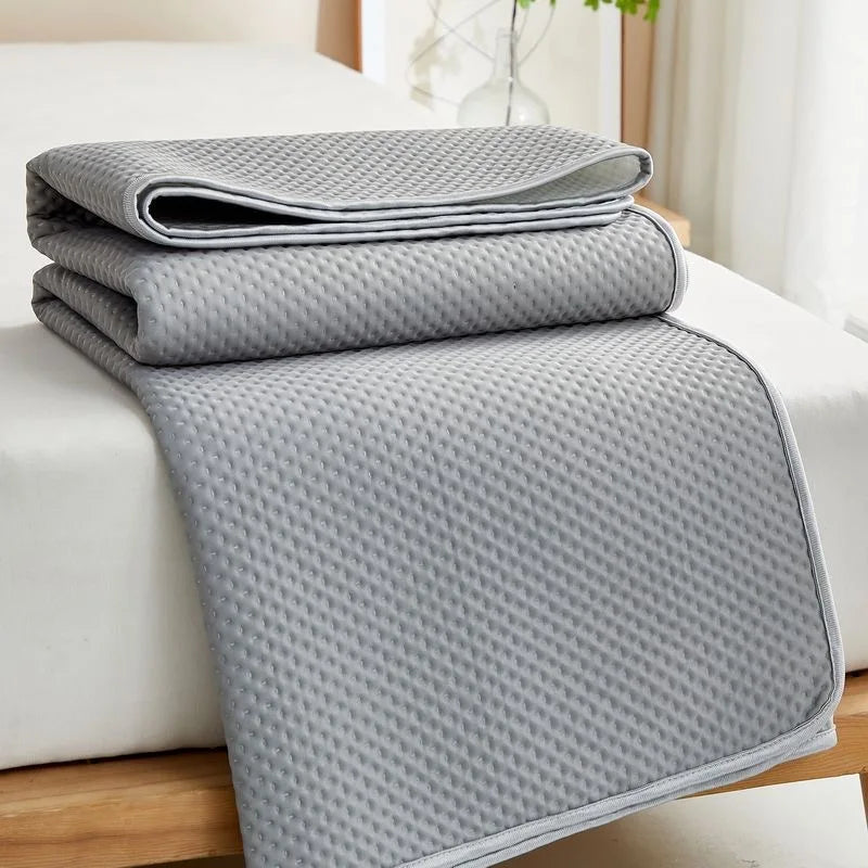 Cooling Silk Mattress Pad – Breathable, Washable, and Skin-Friendly Bed Mat