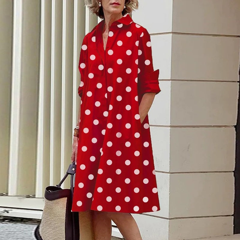 Vestido camisero midi con cuello clásico y bolsillos - Colección 2024